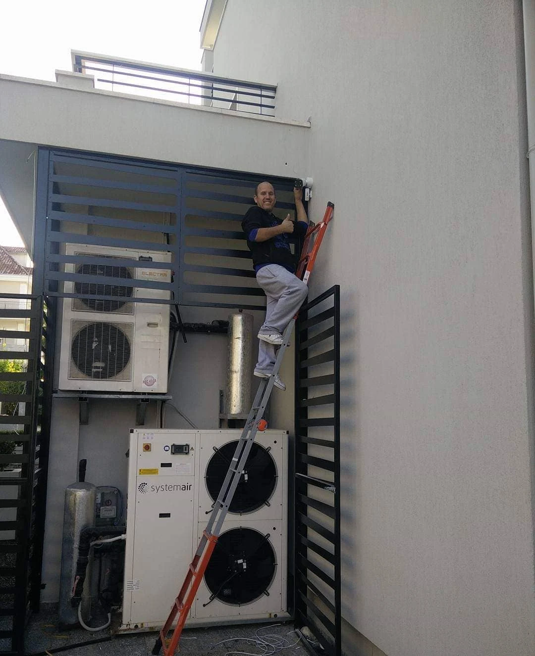 Instalim Hysatech - projekt 1