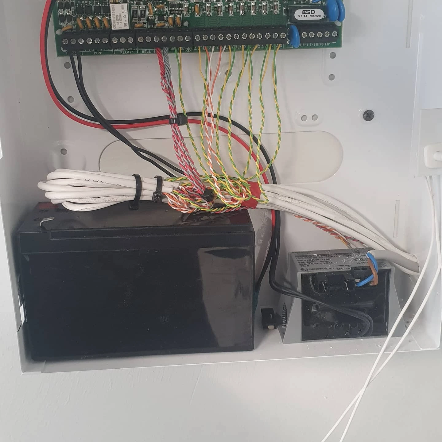 Instalim Hysatech - projekt 17