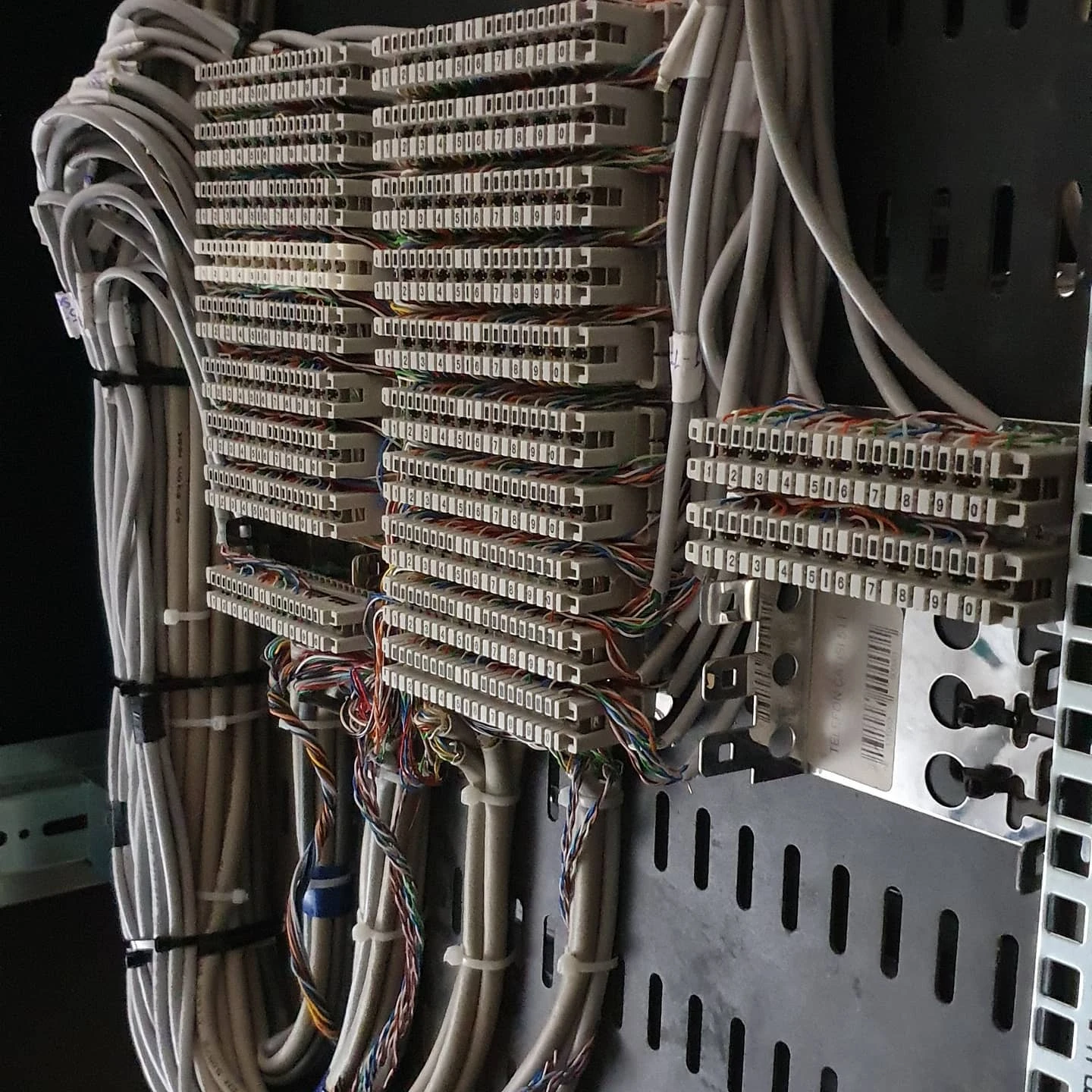 Instalim Hysatech - projekt 22